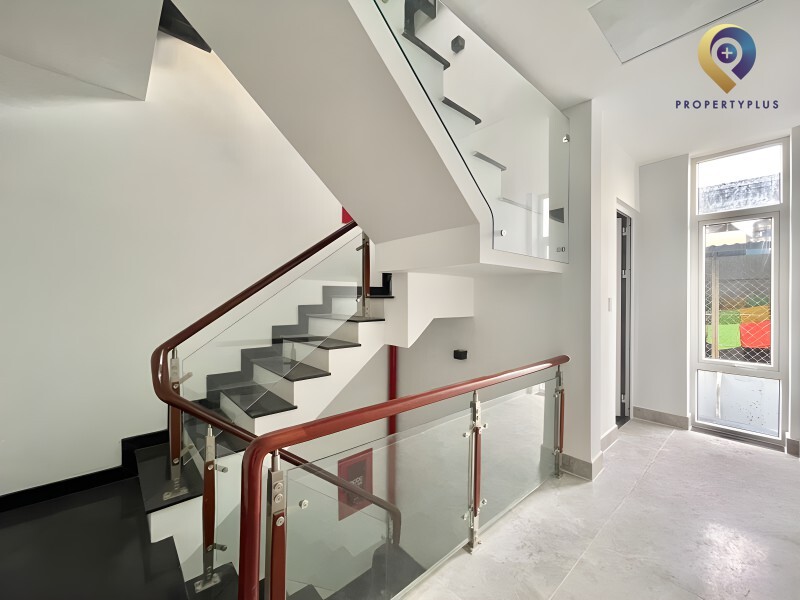 Tòa nhà 122/7 Đặng Văn Ngữ